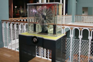Wimshurst Machine, Enquire, National Museum of Scotland